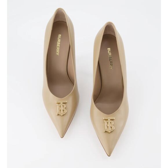 Burberry Shoes - Burberry Ezra TB Leather Pumps in Nude Sz IT36/US6 Womens Shoes